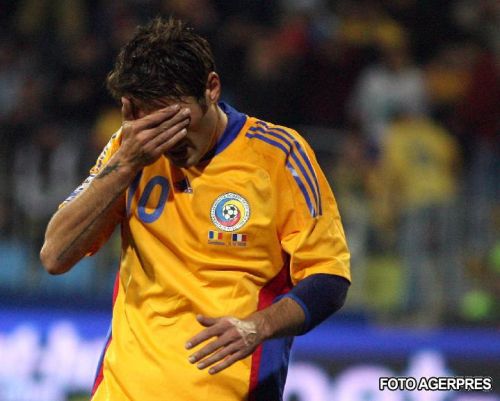 Adrian Mutu se da iar, se pare, in stamba: a batut un ospatar si l-a bagat in spital Adrian Mutu se da iar, se pare, in stamba: a batut un ospatar si l-a bagat in spital
