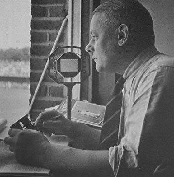 "Sa-mi aduca cineva o bere !" - povestea primului meci transmis in direct. "Sa-mi aduca cineva o bere !" - povestea primului meci transmis in direct.