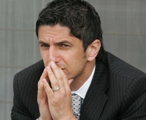 Lucescu Jr. nu s-a întors cu echipa pentru că a plecat în vacanţă. Unde oare ? Lucescu Jr. nu s-a întors cu echipa pentru că a plecat în vacanţă. Unde oare ?